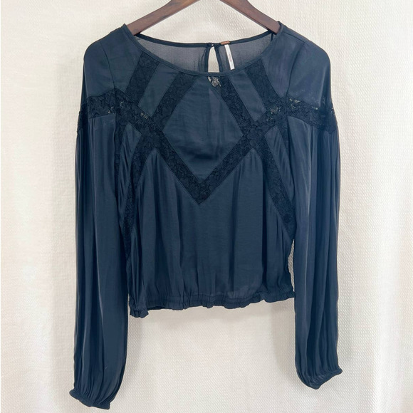 FREE PEOPLE black lightweight peasant style top size XS - Picture 2 of 9